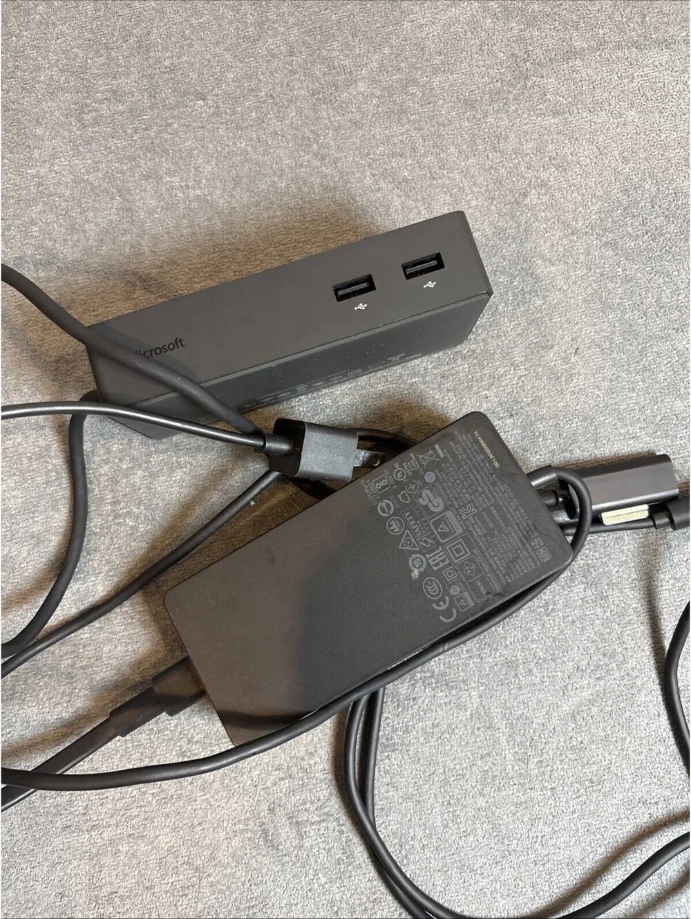 Microsoft surface dock